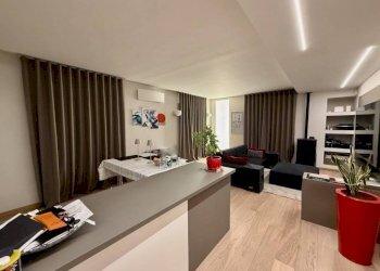 Salone - Three-room apartment via Alfonso Ogliaro, 78, Biella - photo 14