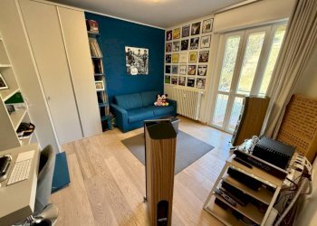 Camera da letto - Three-room apartment via Alfonso Ogliaro, 78, Biella - photo 19