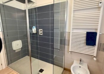 Bagno - Three-room apartment via Alfonso Ogliaro, 78, Biella - photo 25