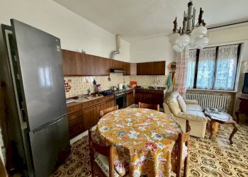 Cucina - Villa via Tenente Umberto Florio, 4, Bioglio - foto 11