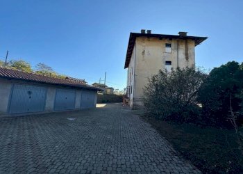 Cortile interno - Stabile - Palazzo via alla Stazione, 40/41, Salussola - foto 4