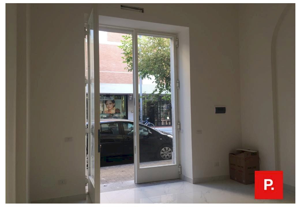 Foto 2 - Locale Commerciale via turati, Caserta - foto 2