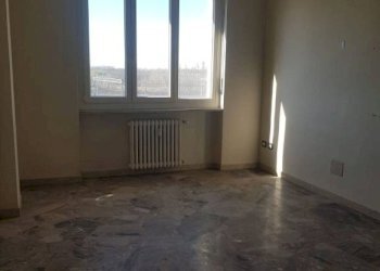 Cucina - Quadrilocale Alessandria - foto 9