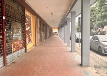 Zona - Negozio via Amedeo Lipparini, Bologna (zona Corticella) - foto 3