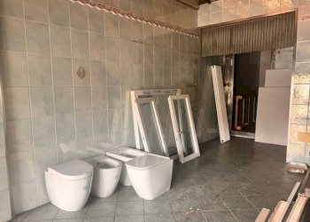 Dettagli - Negozio via Amedeo Lipparini, Bologna (zona Corticella) - foto 5