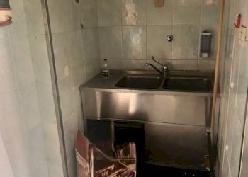 Dettagli - Negozio via Amedeo Lipparini, Bologna (zona Corticella) - foto 6