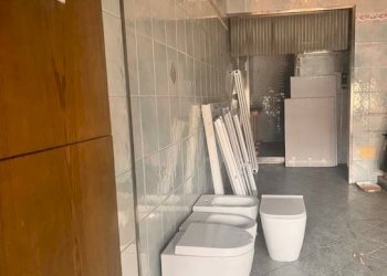 Dettagli - Negozio via Amedeo Lipparini, Bologna (zona Corticella) - foto 8