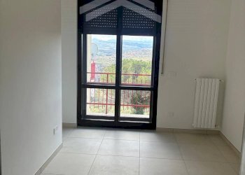 Foto 5 - Quadrilocale Via Giardino
 
13, Toro - foto 5