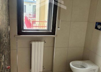 Foto 10 - Quadrilocale Via Giardino
 
13, Toro - foto 10