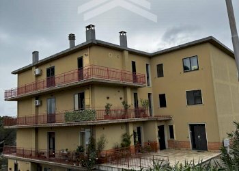 Foto 13 - Quadrilocale Via Giardino
 
13, Toro - foto 13