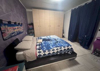 Camera da letto - Bilocale via Paolo Thaon De Revel, Carmagnola - foto 12
