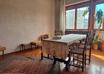 Salone - Appartamento corso Carlo Brunet, 31, Cuneo (zona Centro) - foto 7