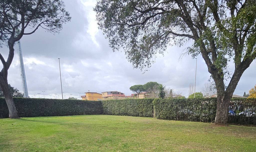 Giardino - Three-room apartment via Oscar Ghiglia, Roma (neighborhood Malafede) - photo 2