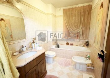Bagno - Terraced Villa via Caporal Cattaneo, 100, Favria - photo 15
