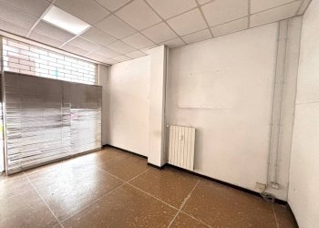 Interno non residenziale - Negozio via Luigi Gherzi, 24, Genova (zona Molassana) - foto 2