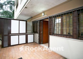 Veranda - One-room apartment via Salaria, 348a, Roma - photo 28