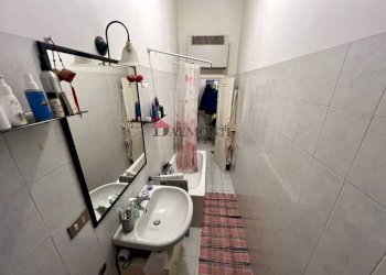Bagno - Two-room apartment via Vittorio Veneto, Bologna (neighborhood Saffi) - photo 12