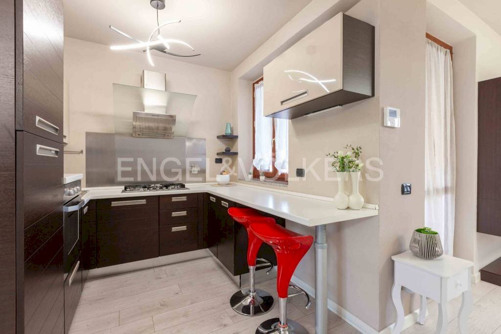 Cucina - Appartamento via Piave, Magliano Alfieri - foto 3