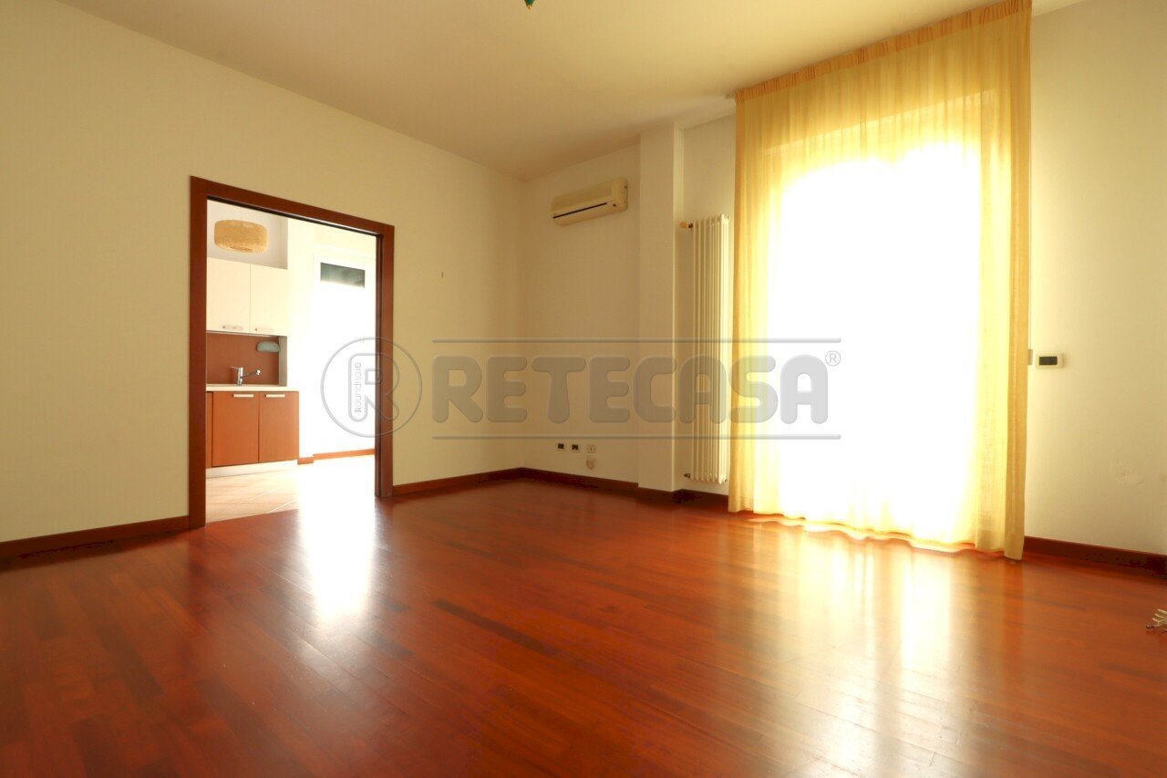 IMG_5919.JPG - Two-room apartment Via Battaglione Monte Berico 15, Vicenza - photo 2