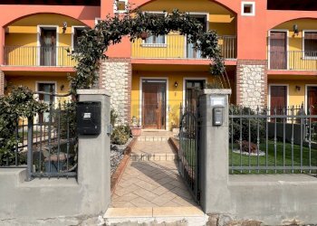 ESTERNO FRONTE STRADA - Porzione di casa Sarego - foto 1