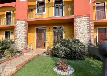 ESTERNO FRONTE STRADA - Porzione di casa Sarego - foto 2