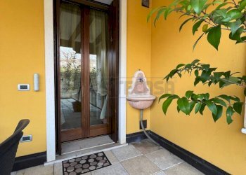 USCITA DALLA CUCINA SUL RETRO - Porzione di casa Sarego - foto 23