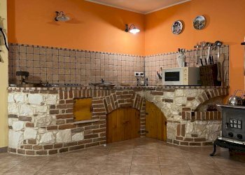 TAVERNA - Portion of a house Sarego - photo 15