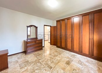 camera da letto - Appartamento Via T. Dal Molin, Creazzo - foto 10