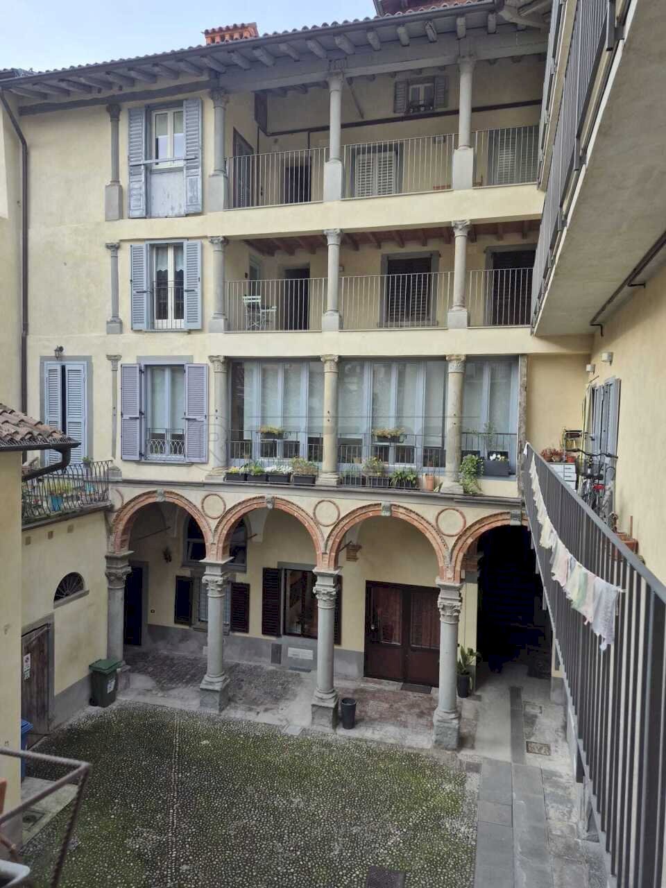 15.jpg - Two-room apartment Via Pignolo 112, Bergamo - photo 2