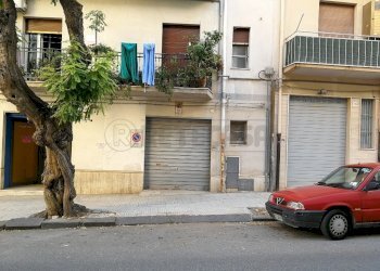 IMG_20190719_185535_resized_20190719_065748183 (10 - Magazzino via Niscemi 117, Caltanissetta - foto 5