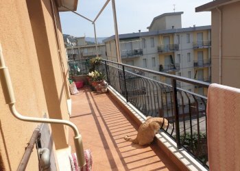 20220515_111857.jpg - Appartamento Via Privata Canneva 106, Pietra Ligure - foto 2