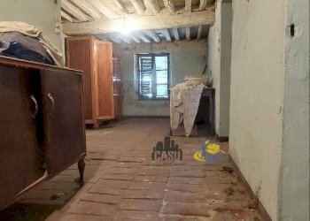 Piano secondo.jpg - Townhouse Soragna - photo 9