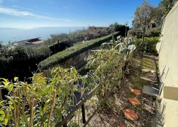 7355FC87-755B-4689-97BB-C10C22A72789.jpeg - Trilocale Strada Punta Bianca 2, Ameglia - foto 5