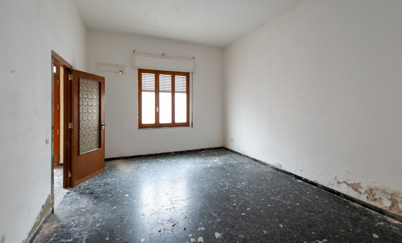 Salone (4).jpg - Villa Quartucciu - foto 3