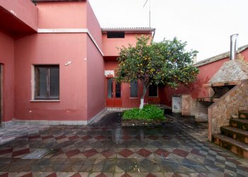 Cortile (2).jpg - Villa Quartucciu - foto 27