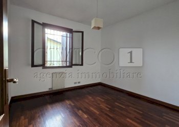 Camera da letto 2 - Casa indipendente via dei Fanti 154, Torri di Quartesolo - foto 22
