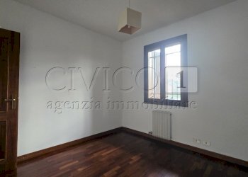 Camera da letto 2 - Casa indipendente via dei Fanti 154, Torri di Quartesolo - foto 23