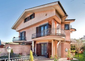 WhatsApp Image 2026-02-10 at 09.45.44.jpeg - Casa indipendente Via dei Ciclamini 25b, Rocca di Papa - foto 2