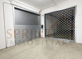 IMG_1114.jpg - Magazzino Via Sibilla Bartolomeo, Monopoli - foto 2