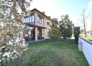 giardino - Casa indipendente Via XXV Aprile 30, San Pietro in Casale - foto 2