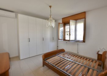 camera da letto - Casa indipendente Via XXV Aprile 30, San Pietro in Casale - foto 15