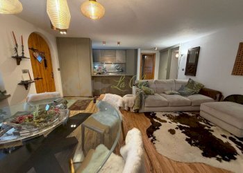 VENDITA COURMAYEUR - SOGGIORNO E ZONA PRANZO - Trilocale Courmayeur - foto 3