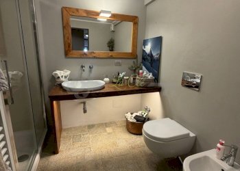 VENDITA COURMAYEUR - BAGNO COMPLETO 1 - Trilocale Courmayeur - foto 27