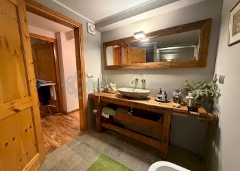 VENDITA COURMAYEUR - BAGNO COMPLETO 2 - Trilocale Courmayeur - foto 30