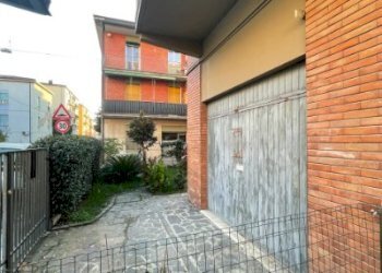 image00051.jpeg - Appartamento Via Achille Grandi, Modena (zona Crocetta) - foto 29