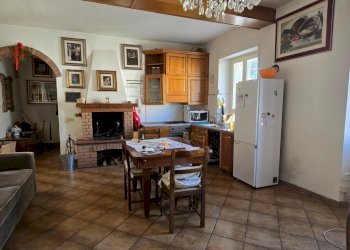 20260221_131252.jpg - Porzione di casa Via Vittorio Emanuele 21, Guardea - foto 3