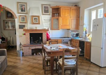 20260221_131243.jpg - Porzione di casa Via Vittorio Emanuele 21, Guardea - foto 4