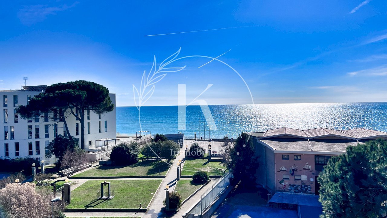 IMG_1577.jpeg - Appartamento Corso Vittorio Veneto 54, Savona - foto 2