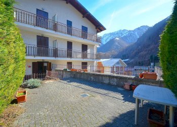 Bilocale Via Umberto I  106, Fenestrelle - foto 1