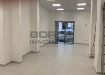 WhatsApp Image 2026-02-24 at 12.34.57.jpeg - Locale Commerciale Via Buontalenti 10, Livorno - foto 10